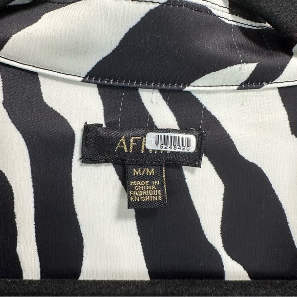 AFRM Wrenn Button Front Shirt in Blanc Zebra - Picture 4 of 7